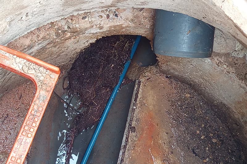 eliminación de raíces en tuberías y vaciado de fosas sépticas